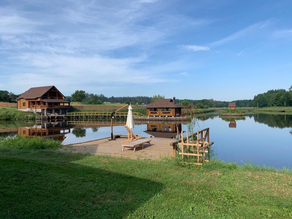 Загородные дома GuestHouse on the Lake with Bathhouse 70 km from Kiev Makariv-4