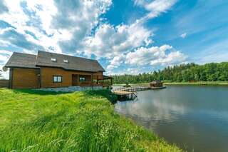 Загородные дома GuestHouse on the Lake with Bathhouse 70 km from Kiev Makariv Вилла с 3 спальнями-5